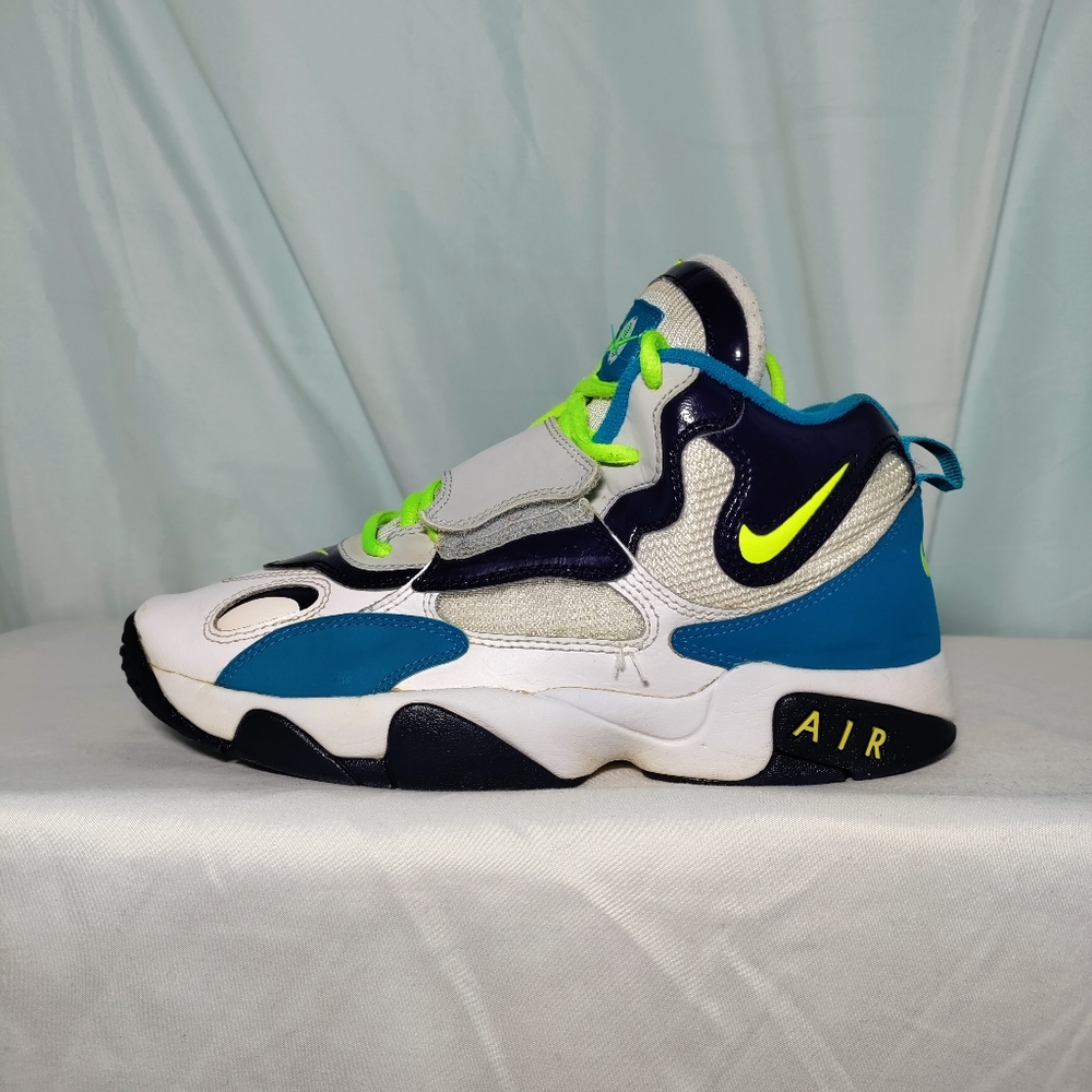 Nike shoes
